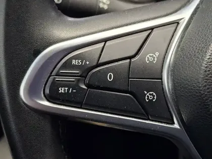 Photo 81 Renault Clio  Blue dCi 100