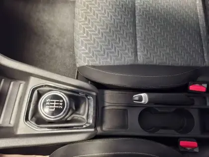 Photo 86 Renault Clio  Blue dCi 100