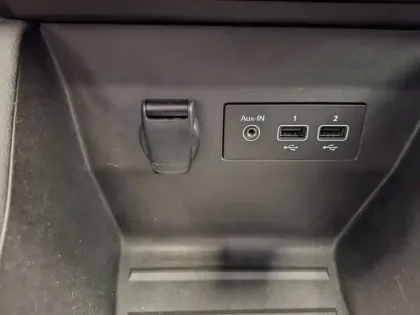 Photo 40 Renault Clio  Blue dCi 100