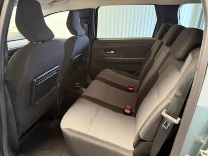 Photo 11 Dacia Jogger  Hybrid 140 7 places GSR2