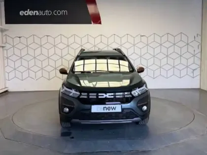 Photo 7 Dacia Jogger  Hybrid 140 7 places GSR2