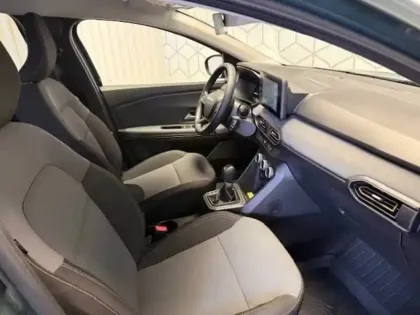 Photo 25 Dacia Jogger  Hybrid 140 7 places GSR2