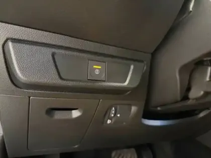 Photo 14 Dacia Jogger  Hybrid 140 7 places GSR2