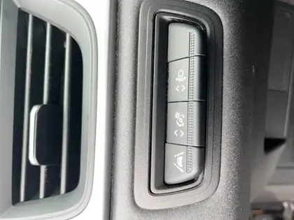 Photo 12 Renault Captur  TCe 90 - 21