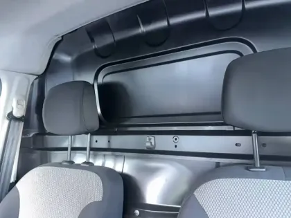 Photo 84 Renault Kangoo Gén. II (K61) Ph2 NG Trend 5