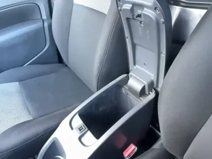 Photo 83 Renault Kangoo Gén. II (K61) Ph2 NG Trend 5