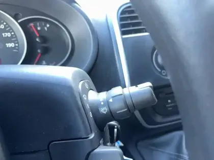 Photo 73 Renault Kangoo Gén. II (K61) Ph2 NG Trend 5