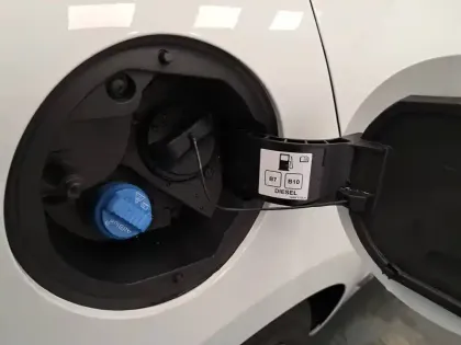 Photo 19 Renault Clio  Blue dCi 100 - 21N