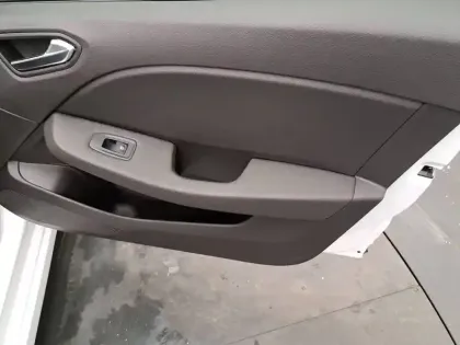 Photo 23 Renault Clio  Blue dCi 100 - 21N