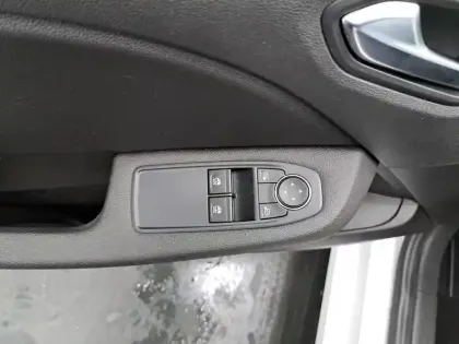 Photo 26 Renault Clio  Blue dCi 100 - 21N