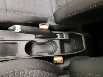 Photo 75 Renault Clio Gén. V (BJA) Ph1 Business 5