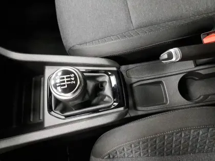 Photo 32 Renault Clio  Blue dCi 100 - 21N