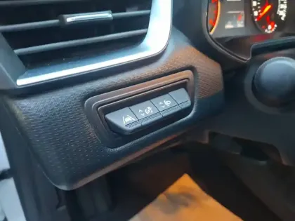 Photo 74 Renault Clio Gén. V (BJA) Ph1 Business 5