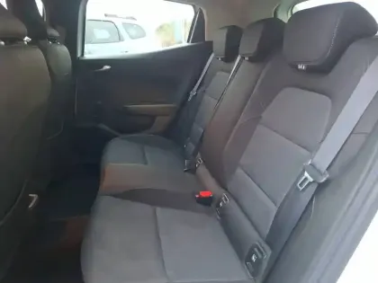 Photo 65 Renault Clio Gén. V (BJA) Ph1 Business 5