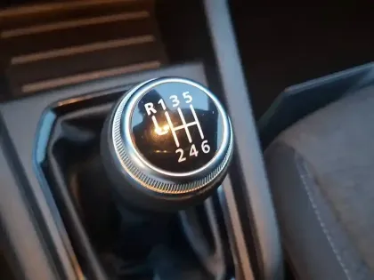 Photo 35 Renault Clio  Blue dCi 100 - 21N