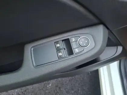 Photo 72 Renault Clio Gén. V (BJA) Ph1 Business 5