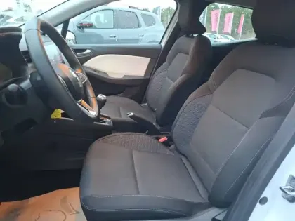 Photo 71 Renault Clio Gén. V (BJA) Ph1 Business 5