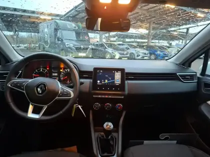 Photo 70 Renault Clio Gén. V (BJA) Ph1 Business 5