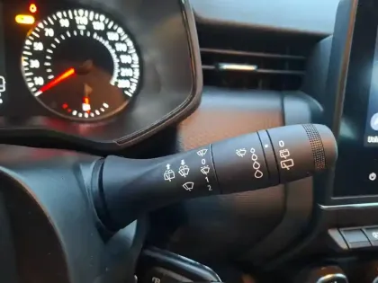 Photo 29 Renault Clio  Blue dCi 100 - 21N