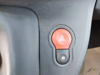 Photo 38 Renault Kangoo  EXPRESS BLUE DCI 95