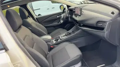 Photo 99 Nissan Qashqai Gén. II (J11) Ph2 N-Connecta 5