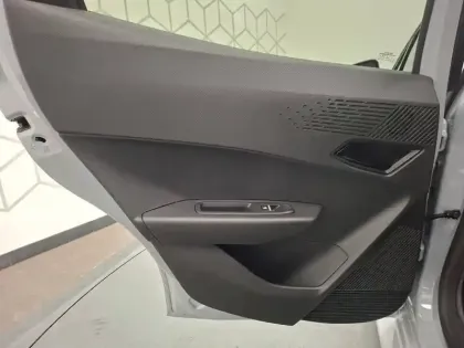 Photo 26 Renault Clio  E-Tech full hybrid 160 ch