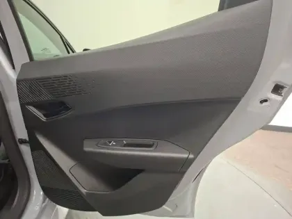 Photo 24 Renault Clio  E-Tech full hybrid 160 ch