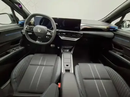 Photo 23 Renault Clio  E-Tech full hybrid 160 ch