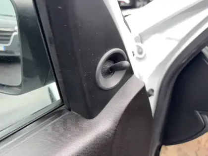 Photo 23 Renault Twingo  III SCe 65