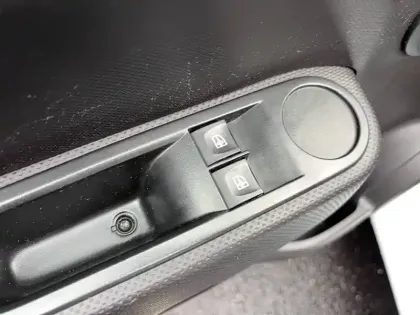 Photo 67 Renault Twingo  III SCe 65