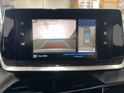 Photo 35 Peugeot 2008  PureTech 100 S&S BVM6