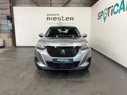 Photo 37 Peugeot 2008  PureTech 100 S&S BVM6
