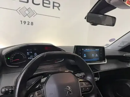 Photo 10 Peugeot 2008  PureTech 100 S&S BVM6