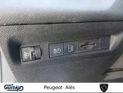 Photo 12 Peugeot 308  BlueHDi 130ch S&S EAT8