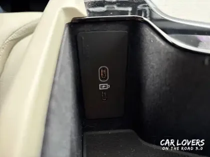 Photo 29 Volvo Xc60  T6 Recharge AWD 253 ch + 145 ch Geartronic 8