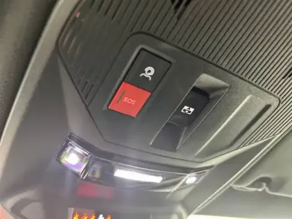 Photo 23 Peugeot 308  PureTech 130ch S&S EAT8