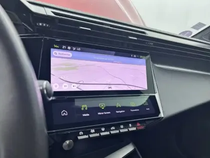 Photo 20 Peugeot 308  PureTech 130ch S&S EAT8