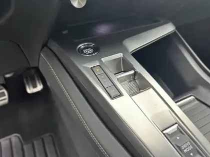 Photo 13 Peugeot 308  PureTech 130ch S&S EAT8