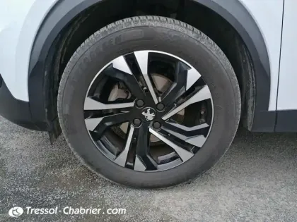 Photo 14 Peugeot 2008  BlueHDi 110 S&S BVM6 Allure Pack