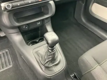 Photo 23 Citroën C3  BlueHDi 100 S&S BVM6 Feel