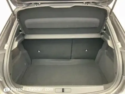 Photo 6 Peugeot 208  PureTech 100 S&S BVM6 Allure