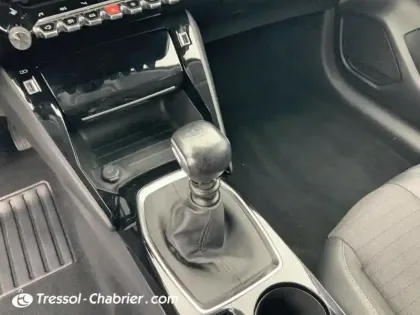 Photo 15 Peugeot 208  PureTech 100 S&S BVM6 Allure