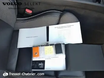 Photo 15 Volvo Xc60  B4 (Diesel) 197 ch Geartronic 8 R-Design