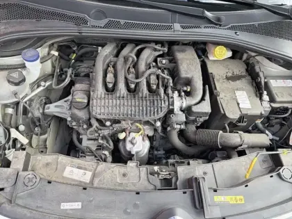 Photo 6 Citroën C3  PureTech 83 S&S BVM5 Shine Pack