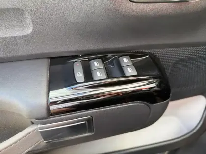 Photo 19 Citroën C3  PureTech 83 S&S BVM5 Shine Pack