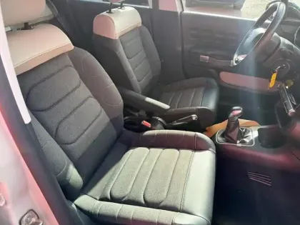 Photo 8 Citroën C3  PureTech 83 S&S BVM5 Shine Pack