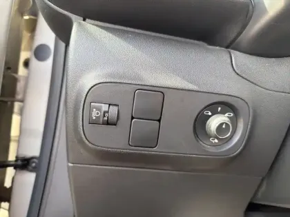 Photo 12 Citroën C3  PureTech 83 S&S BVM5 Shine Pack