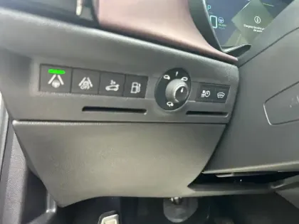 Photo 19 DS DS 9 DS9 OPERA ETENSE 225CH EAT8