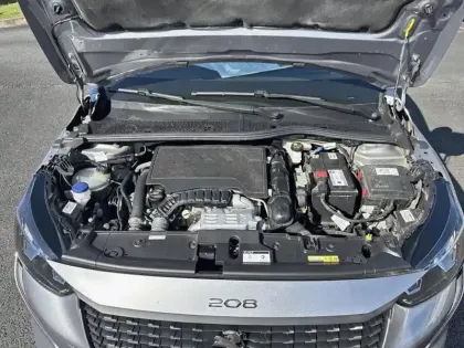 Photo 6 Peugeot 208  PureTech 100 S&S BVM6 Allure Pack