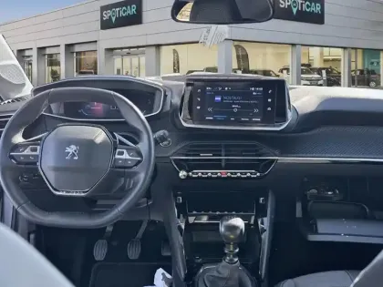 Photo 9 Peugeot 208  PureTech 100 S&S BVM6 Allure Pack